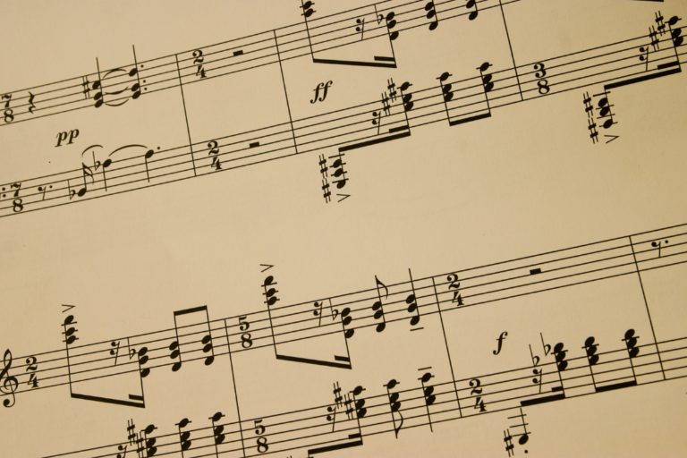 音楽理論を学ぶとDTMや作曲にどう活かせる？