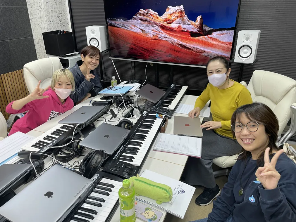 2025年10月期のレッスンが開始しています♪