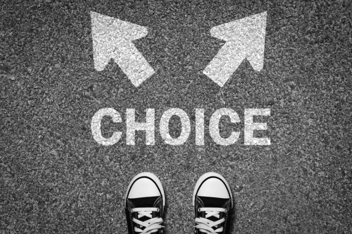 音楽大学（作曲科）で学ぶメリット・デメリット：クラシック系とポピュラー系のカリキュラム比較