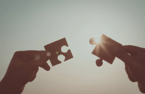 【卒業生インタビュー】プロ作曲家として活躍中！音楽スクールでの学びがキャリアをどう変えたか