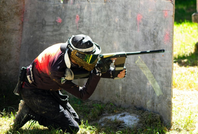 【梅田校】映画『ザ・ファブル』の都会的な疾走感を作曲に活かす！「Born This Way」楽曲分析