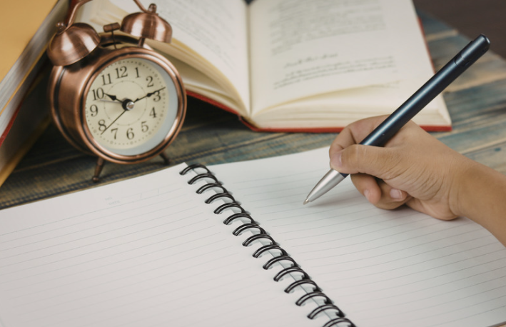 音楽理論は「暗記」するものではない。DAW上で即戦力になる「生きた理論」の取り扱い説明